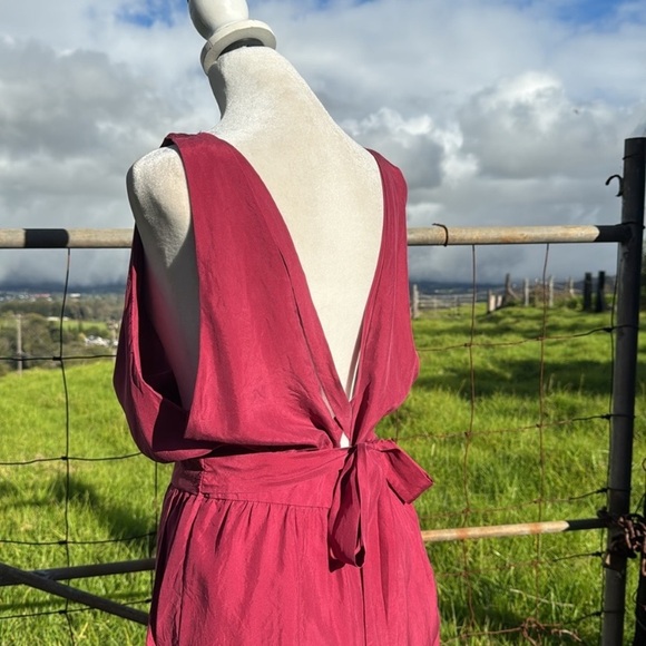 Free People 100% Silk Burgundy Sleeveless Jumpsuit - Picture 2 of 14